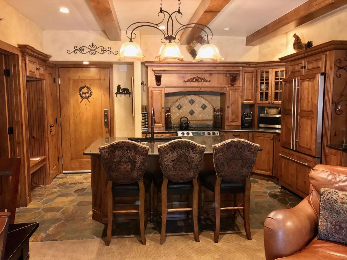 Lodge At Lionshead Вейл Екстериор снимка